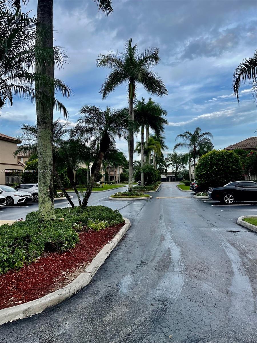 7362 SW 162nd Pl Miami, FL 33193