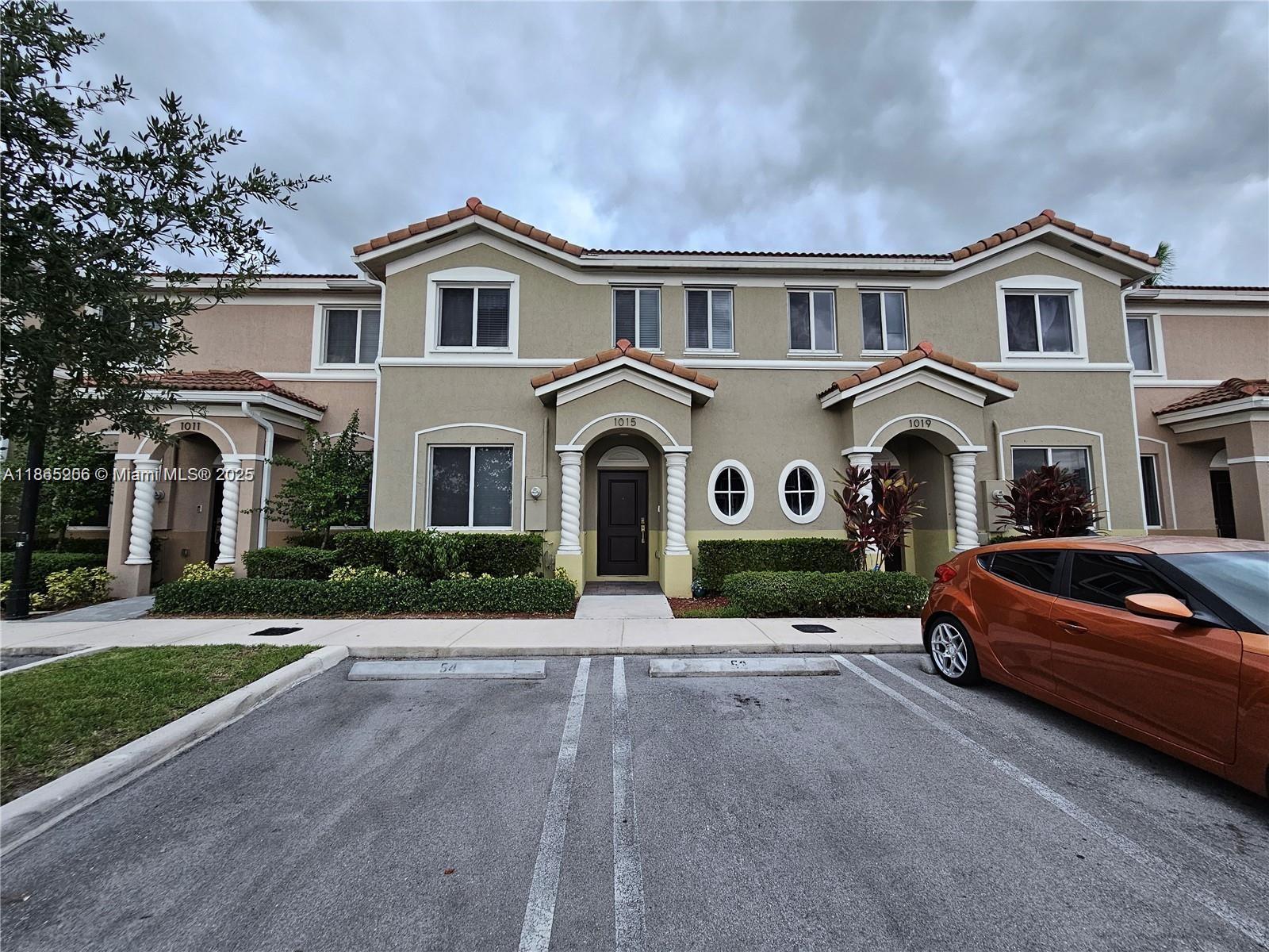 1015 SE 24th Ter #1