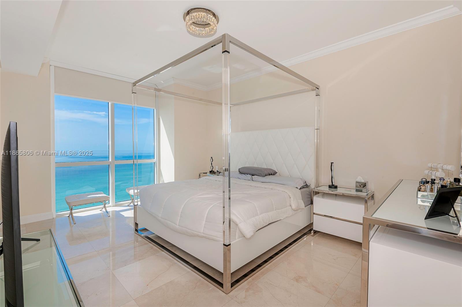 image Trump Palace Condo16