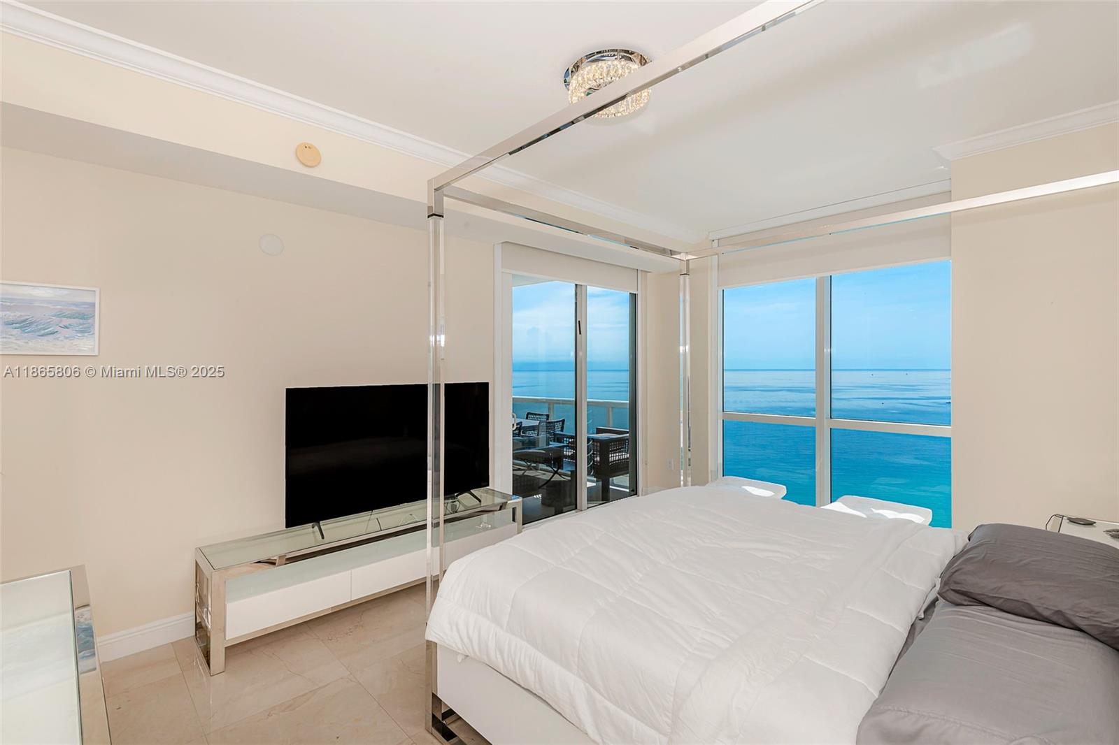 image Trump Palace Condo17