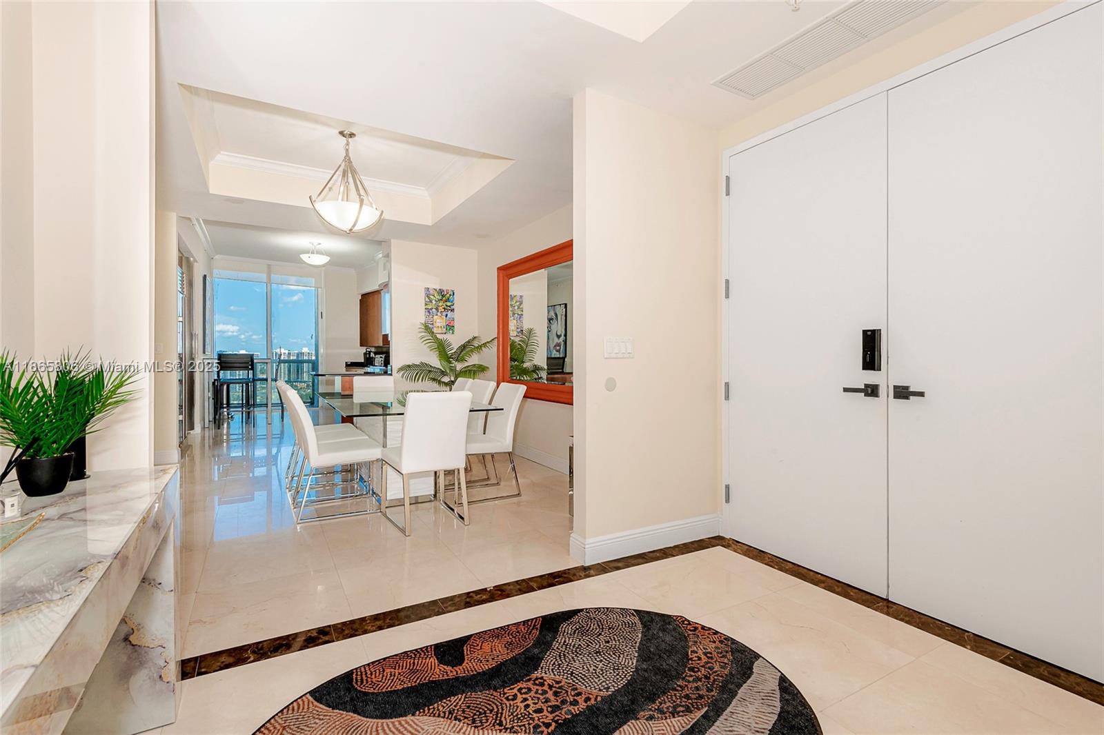 image Trump Palace Condo2