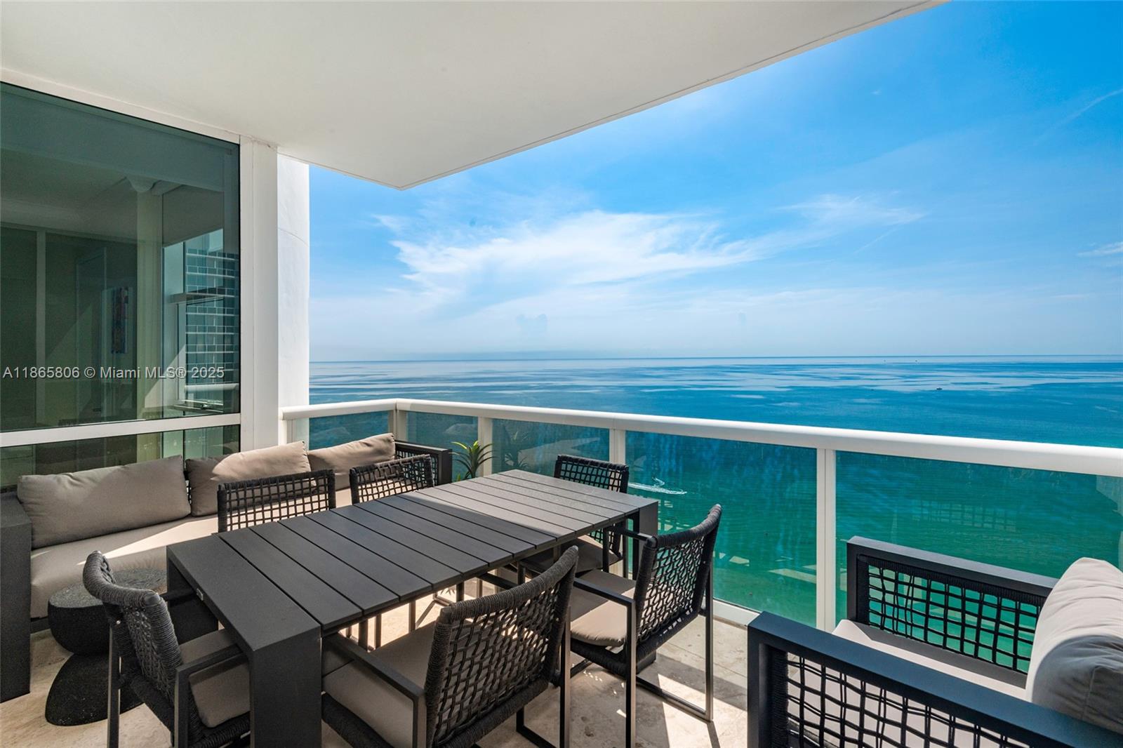 image Trump Palace Condo34