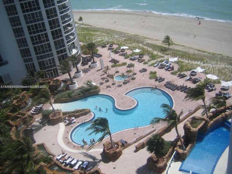 image Trump Palace Condo37