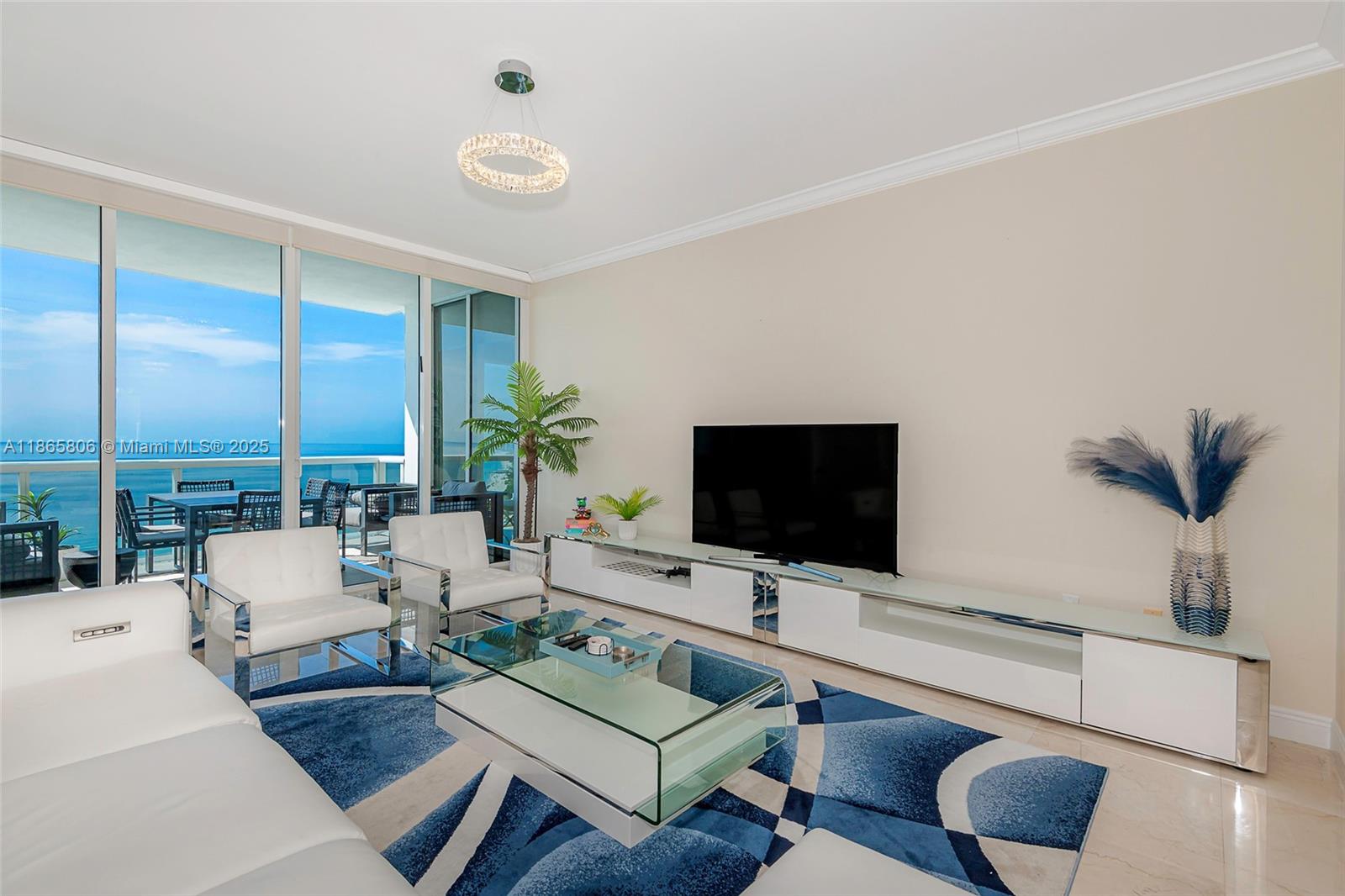 image Trump Palace Condo5