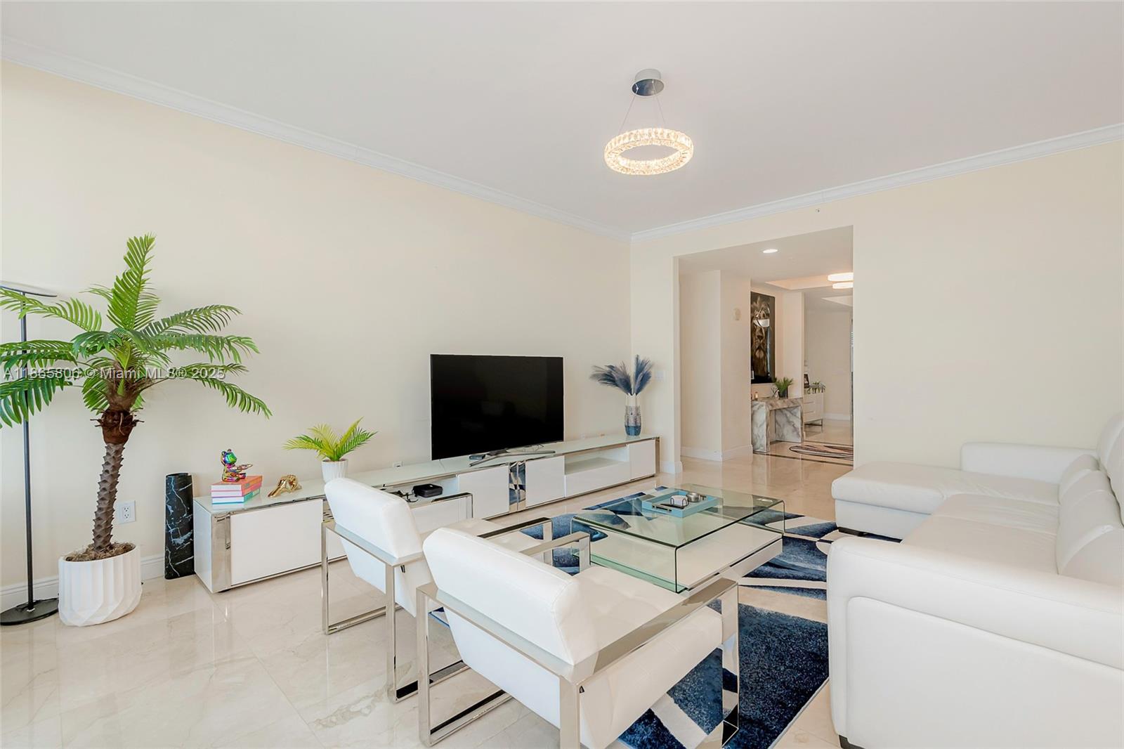 image Trump Palace Condo6