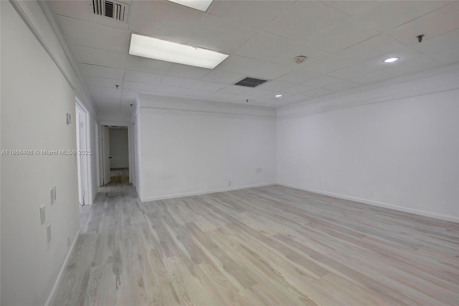 520 Brickell Key Dr Miami, FL 33131