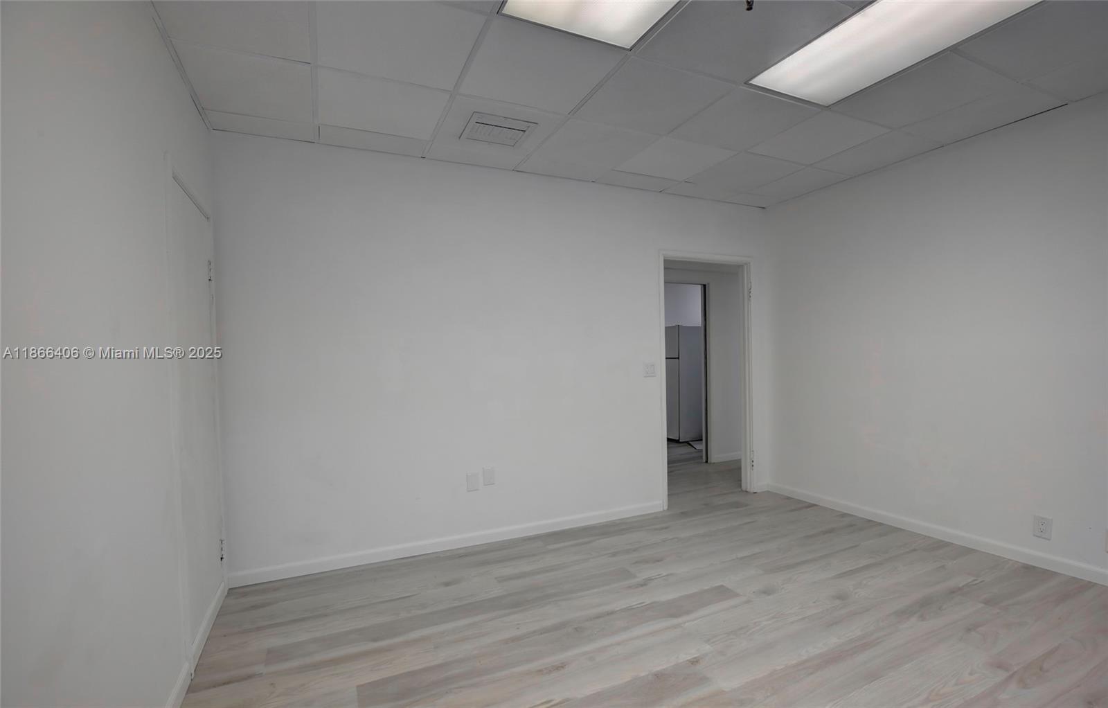 520 Brickell Key Dr Miami, FL 33131