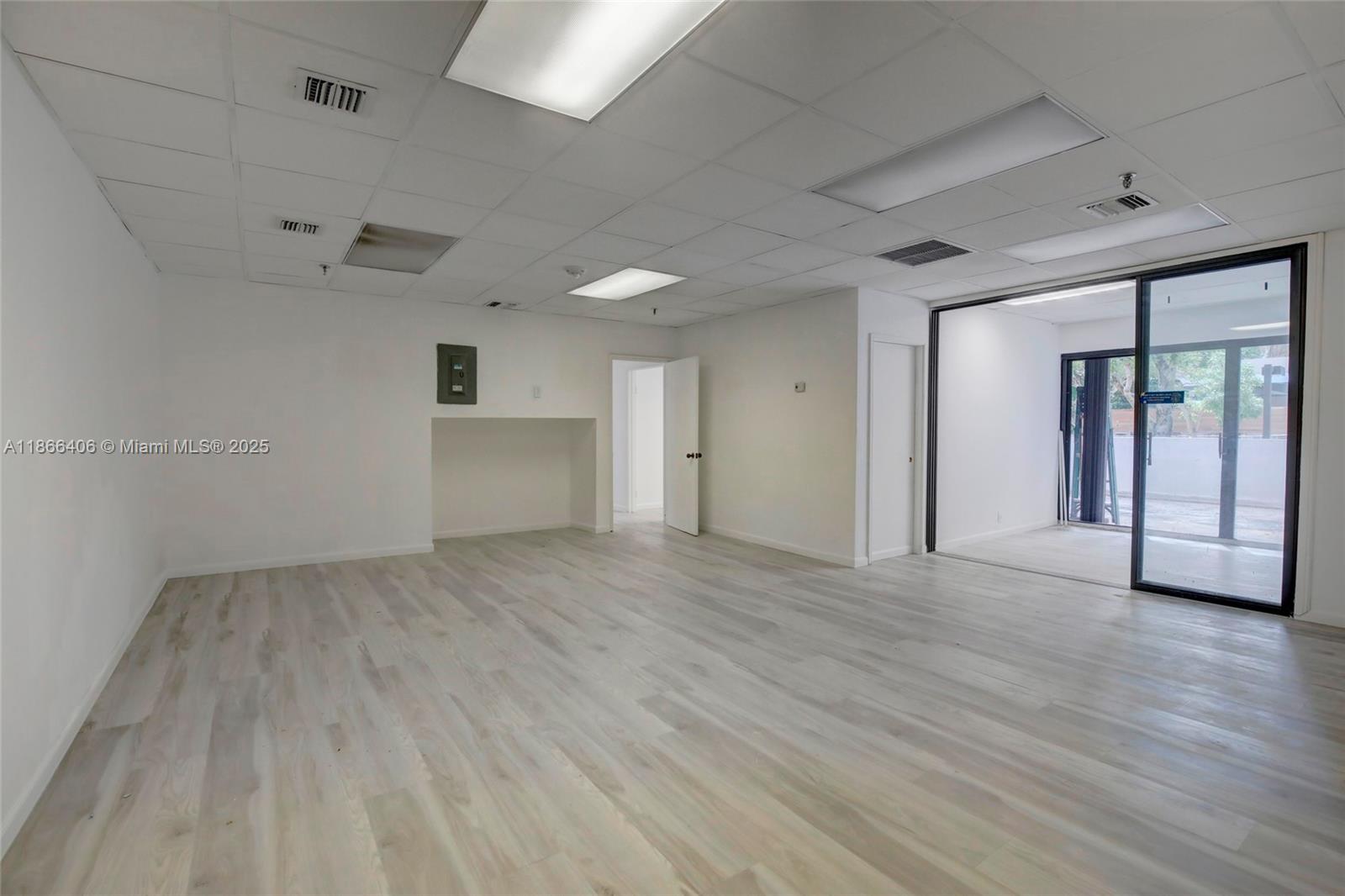 520 Brickell Key Dr Miami, FL 33131