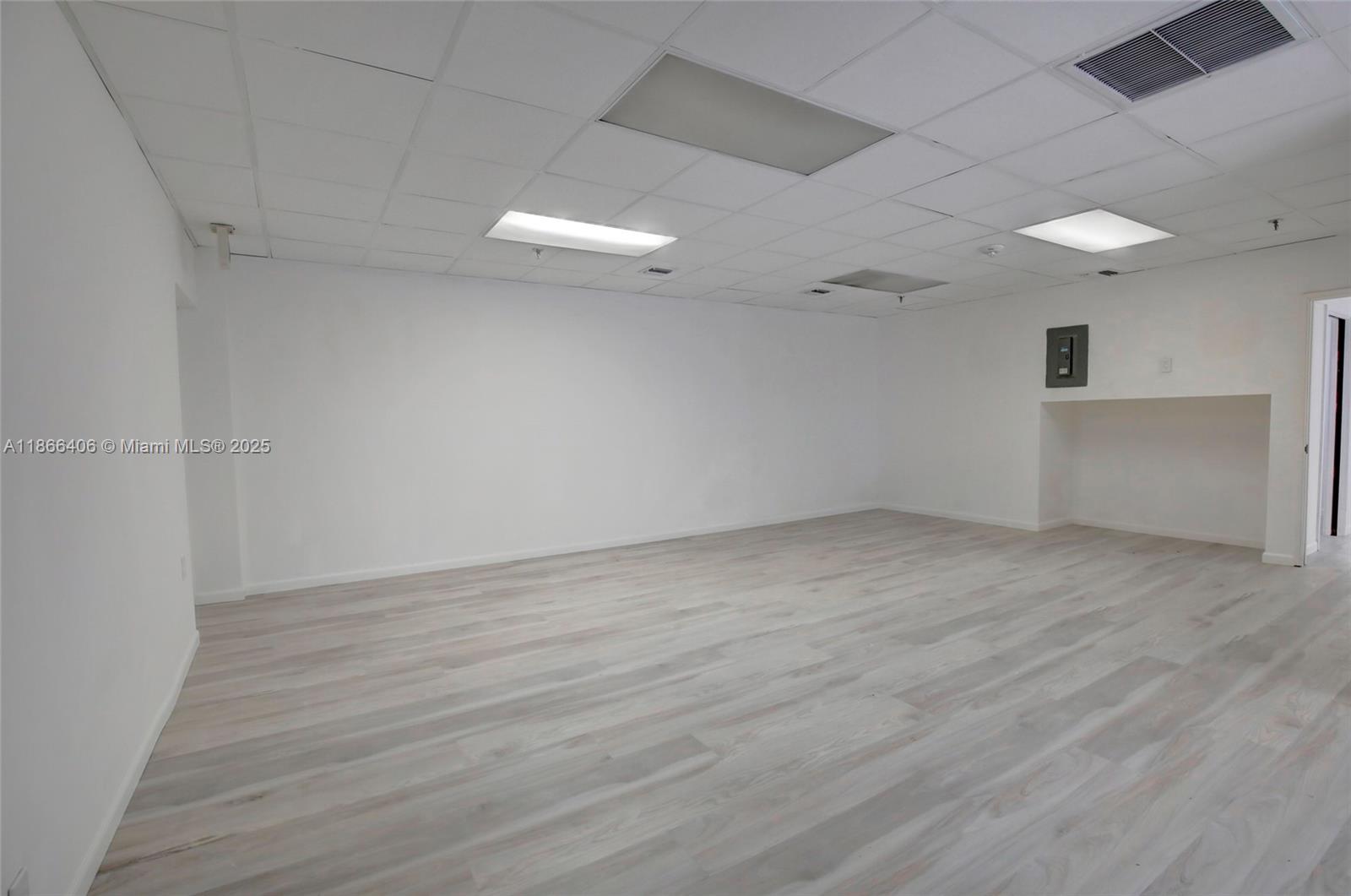 520 Brickell Key Dr Miami, FL 33131