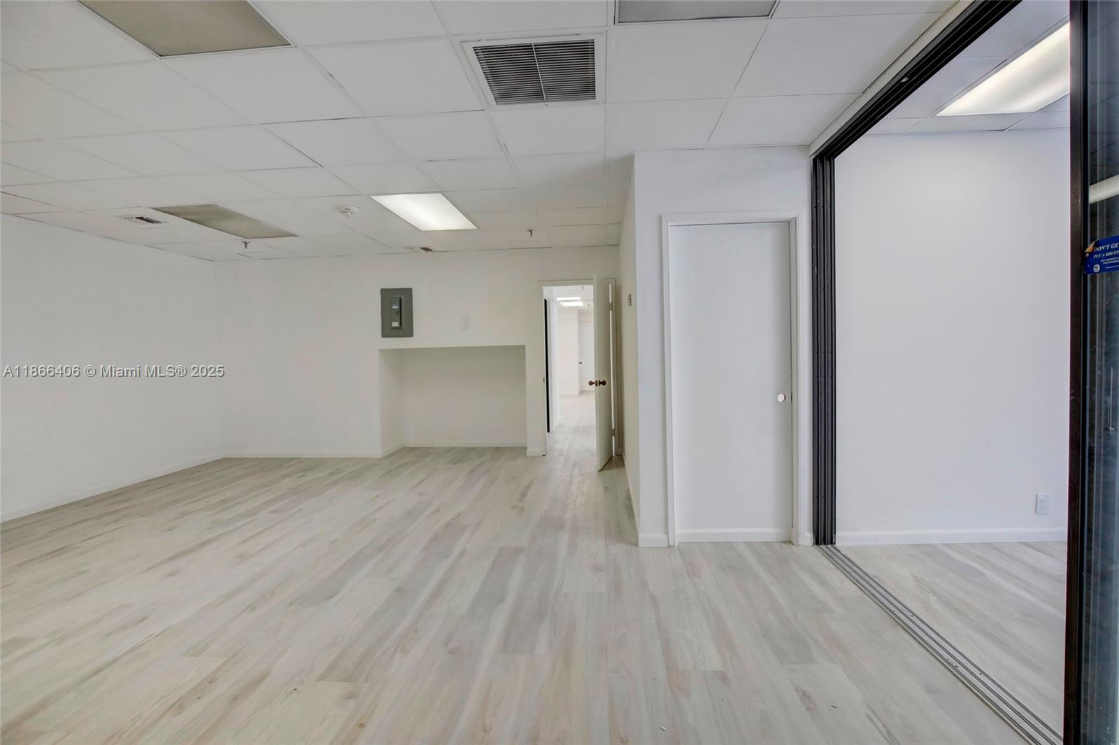 520 Brickell Key Dr Miami, FL 33131