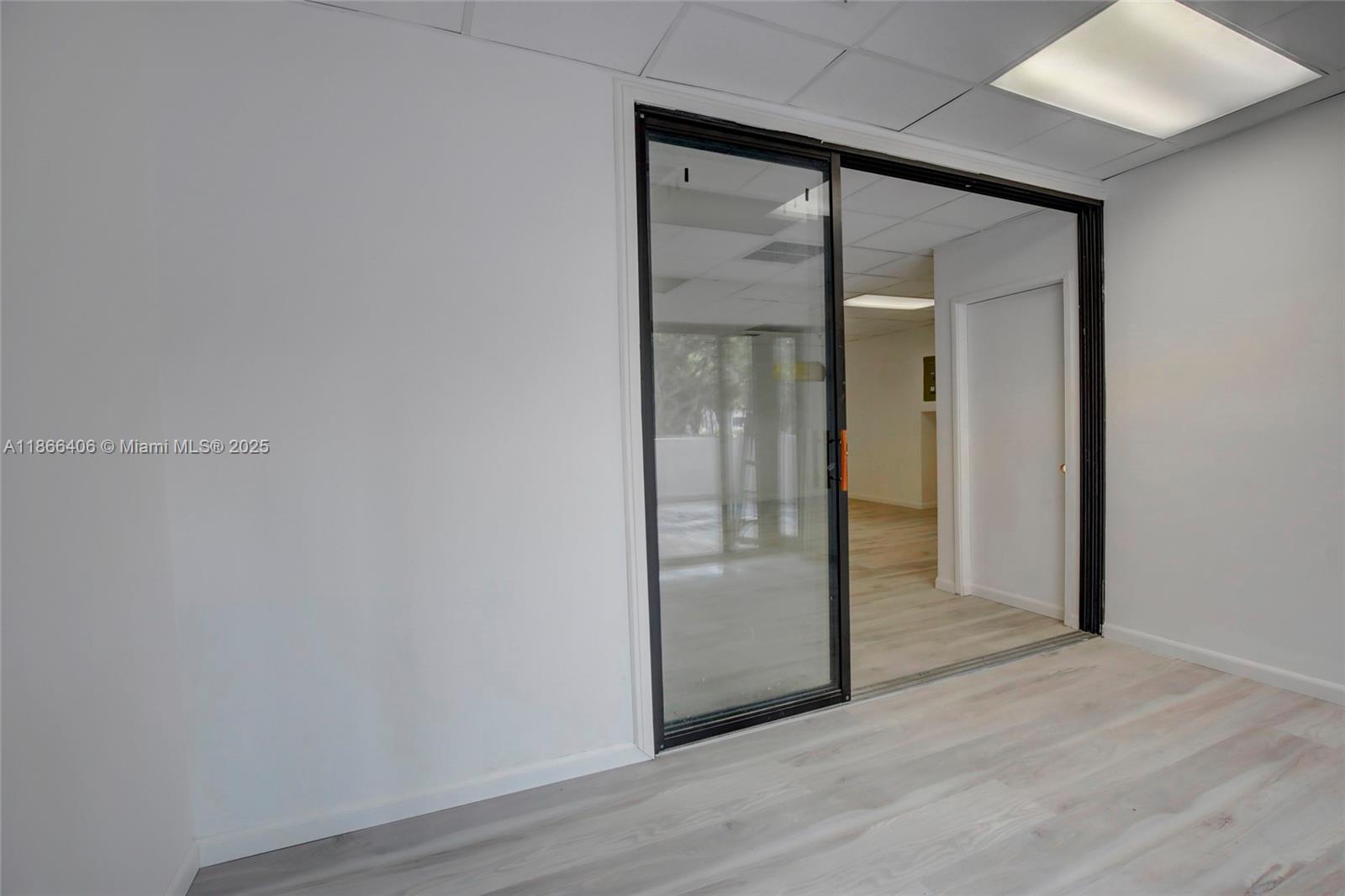 520 Brickell Key Dr Miami, FL 33131