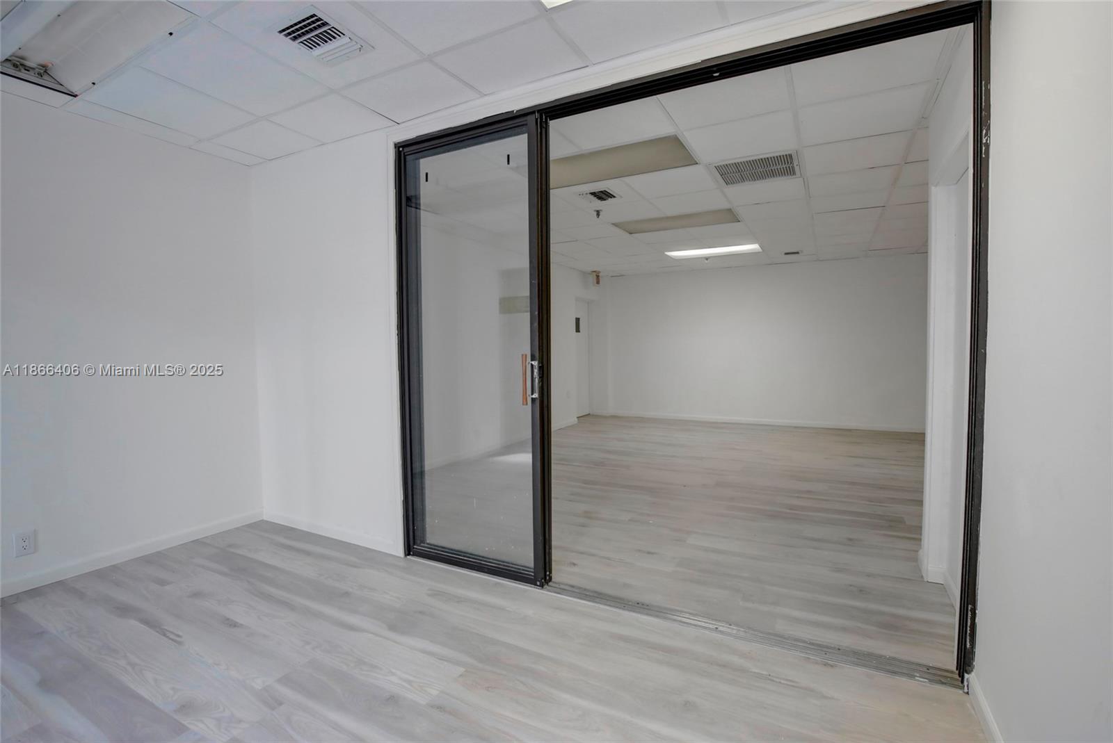 520 Brickell Key Dr Miami, FL 33131