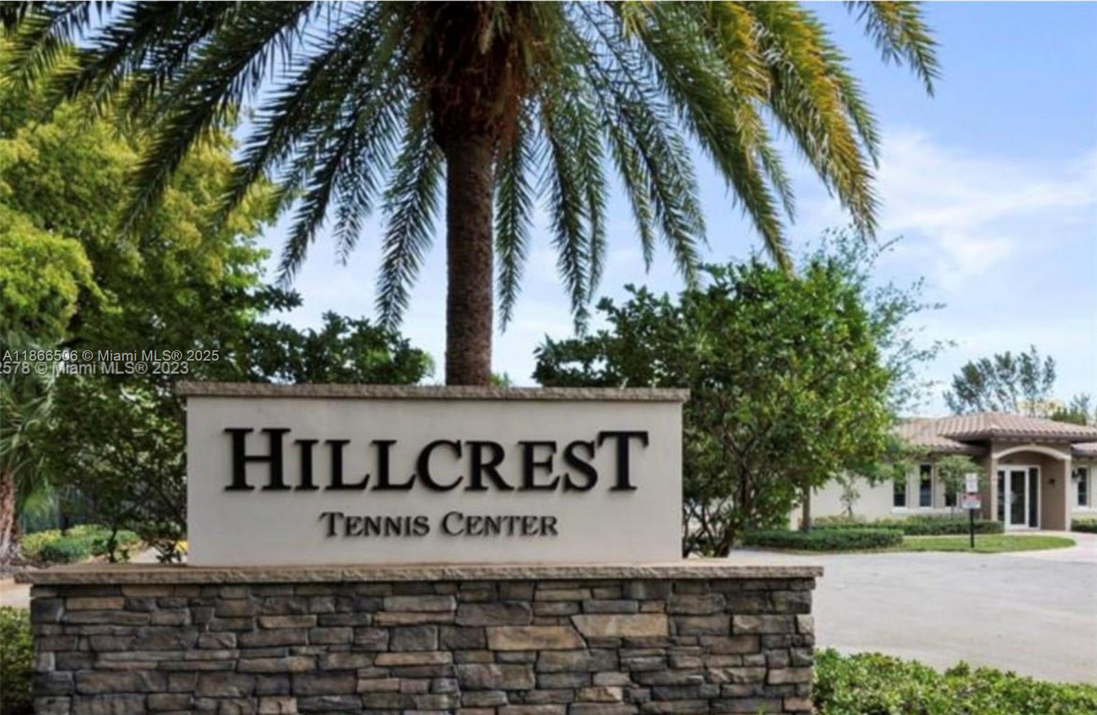 919 Hillcrest Dr #308