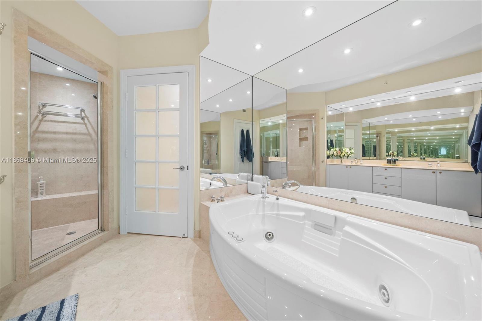 781 Crandon Blvd #1802 Key Biscayne, FL 33149