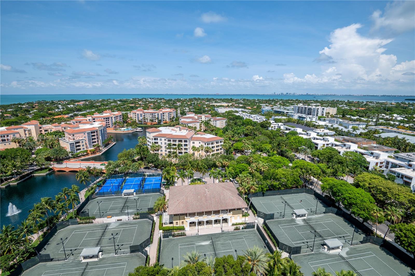 781 Crandon Blvd #1802 Key Biscayne, FL 33149