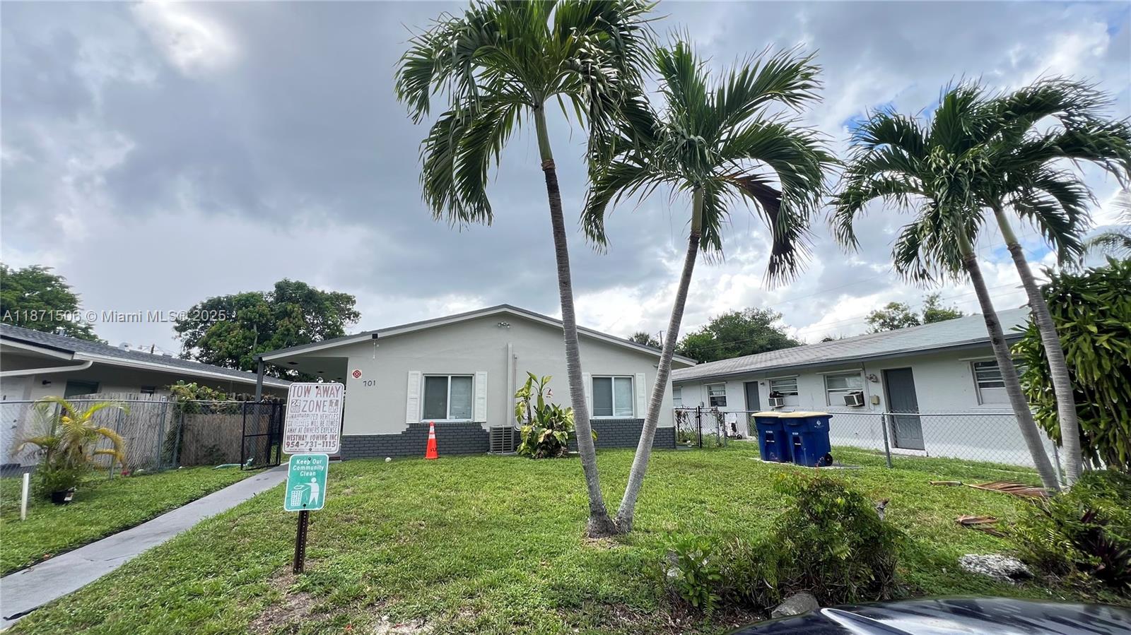 701 SW 15th Ave #1-4