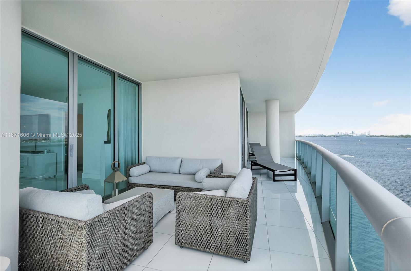 image Cielo On The Bay Condo14