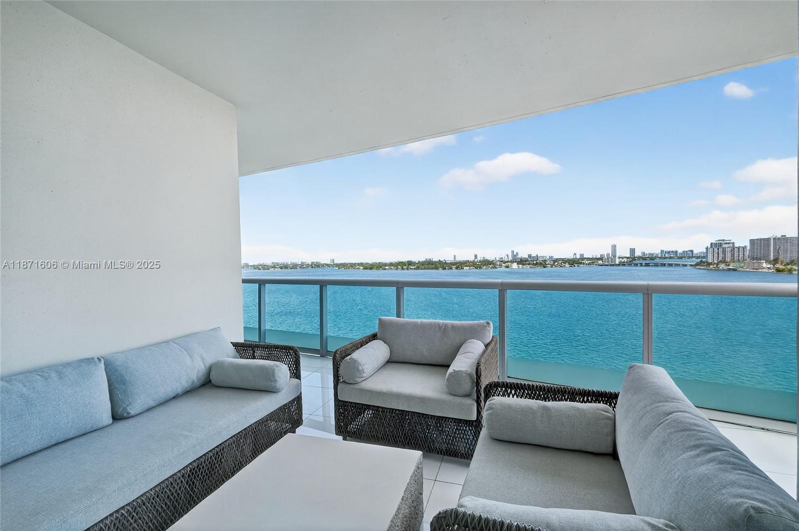image Cielo On The Bay Condo15