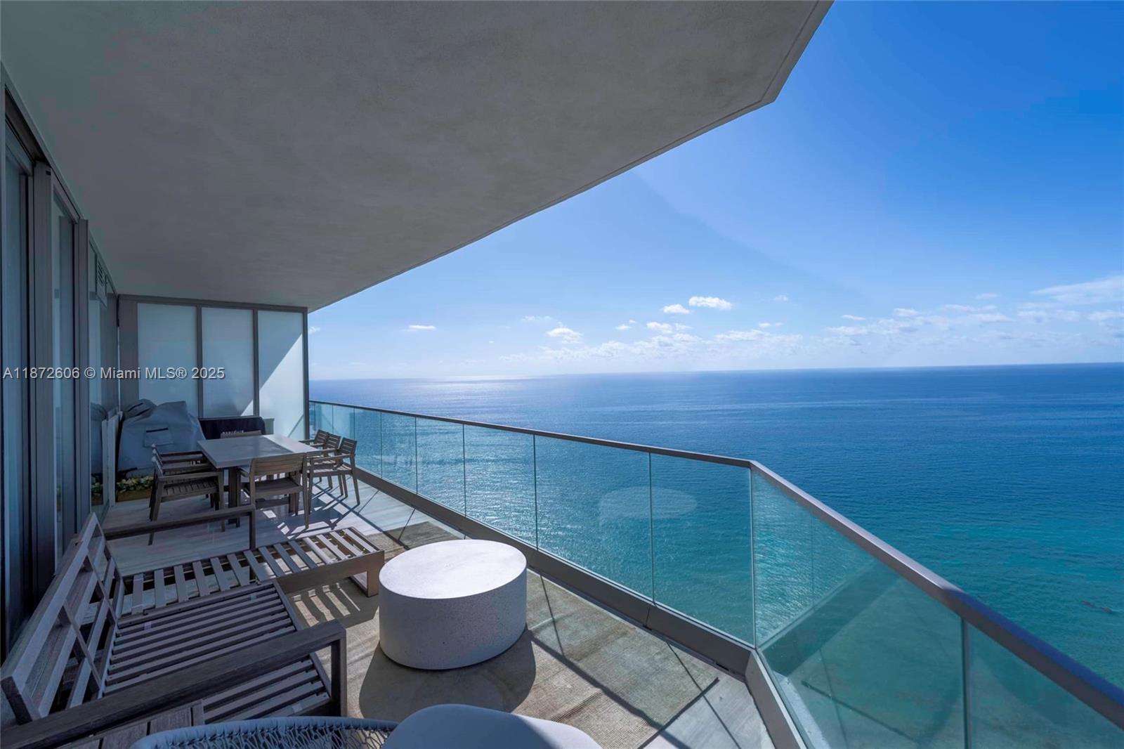 image Residences By Armani Casa2