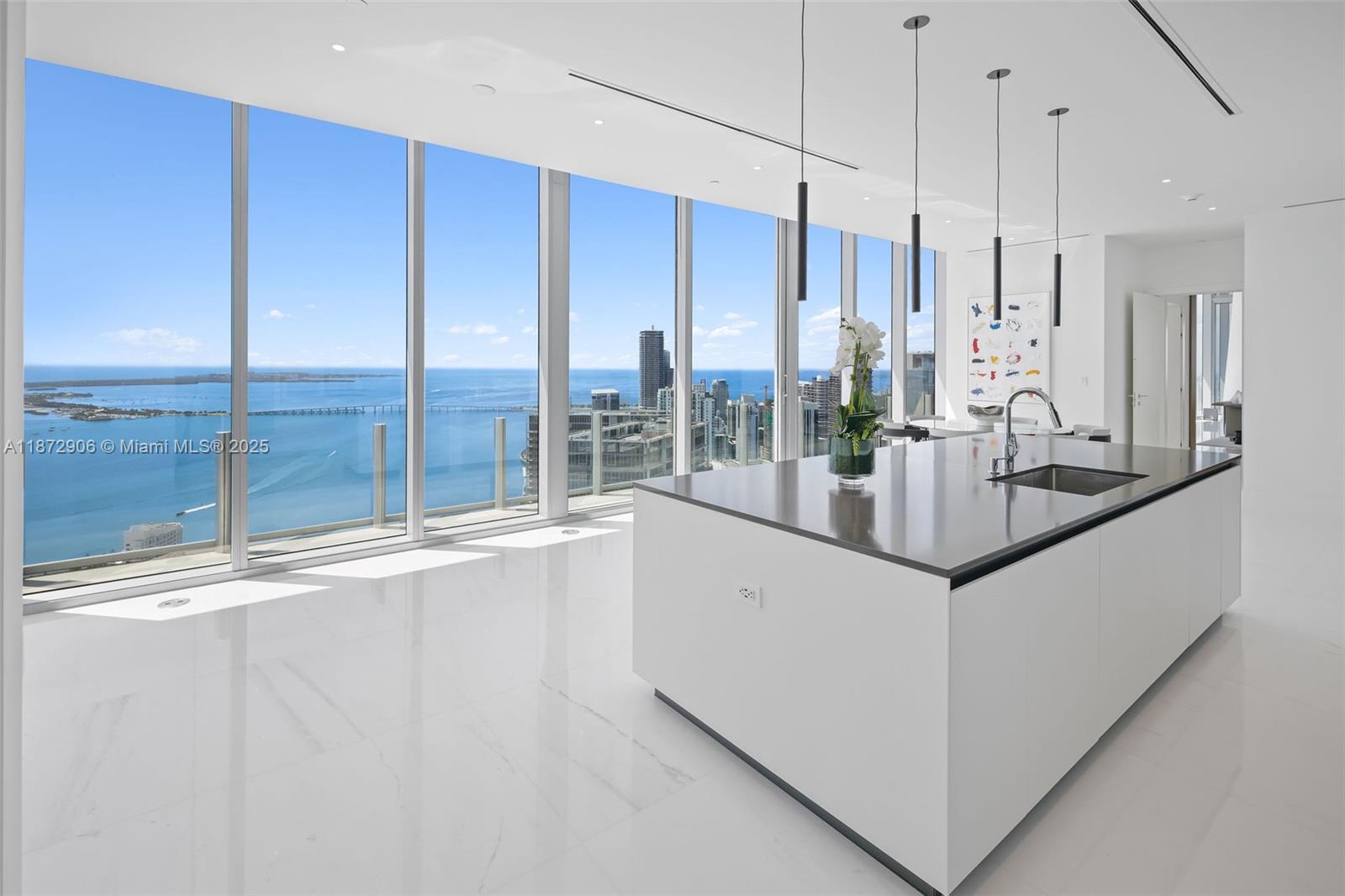 image Aston Martin Residences19