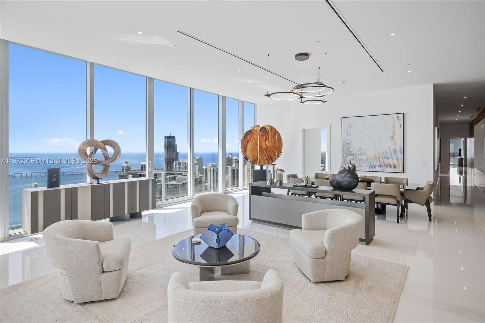 image Aston Martin Residences23