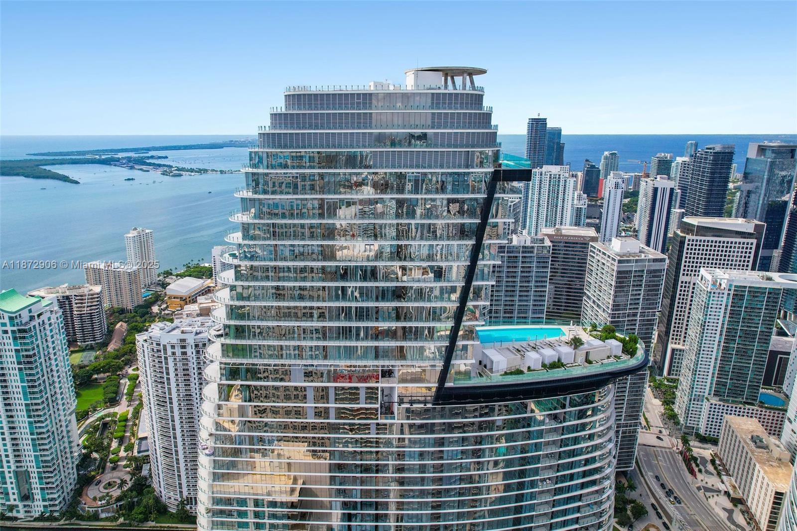image Aston Martin Residences5