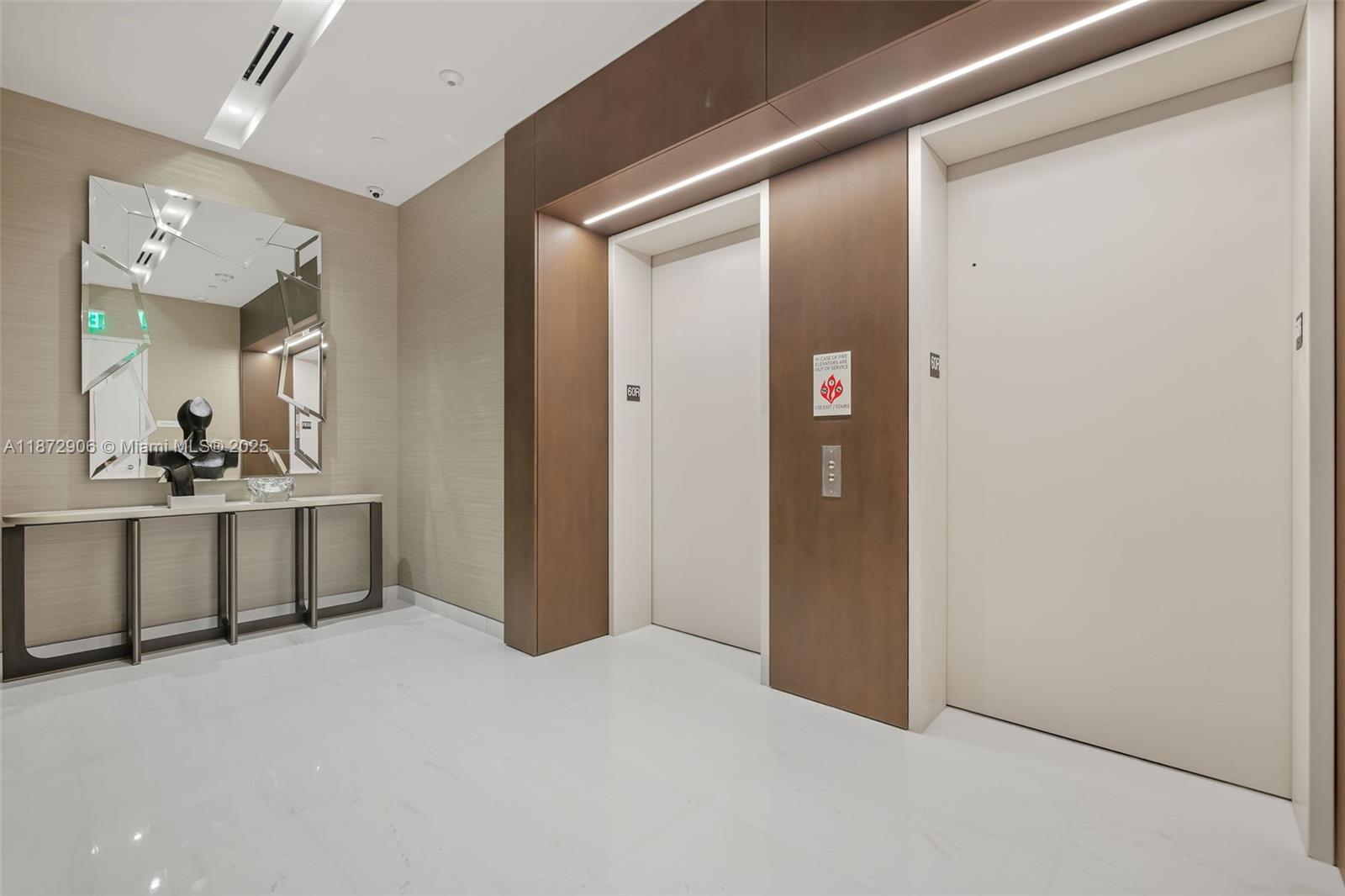 image Aston Martin Residences7