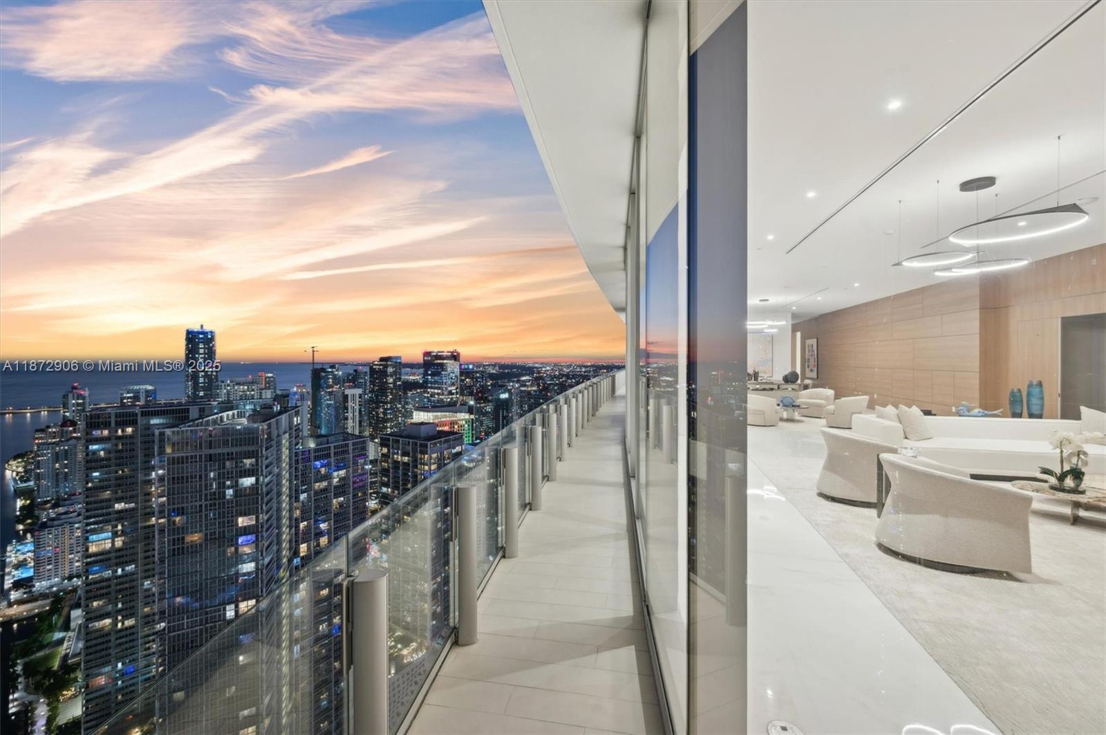 300 Biscayne Blvd Way #PH6001 Miami, FL 33131