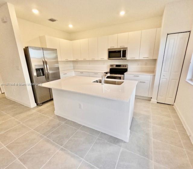 12517 NW 23rd Pl Miami, FL 33167