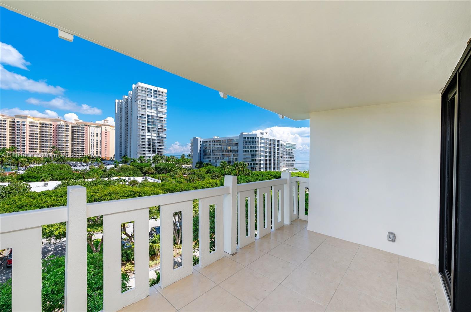 image Towers Of Key Biscayne26
