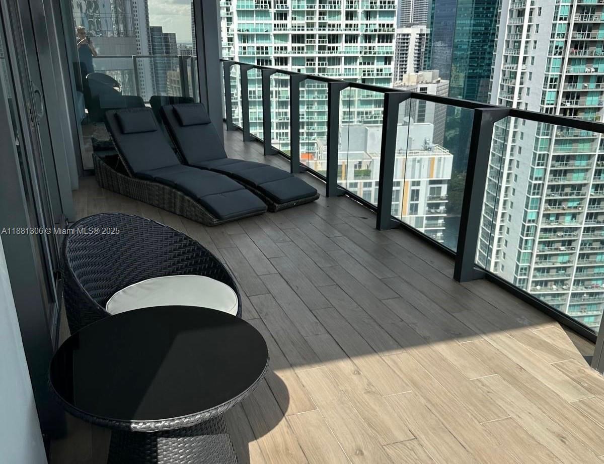 image Reach Condo9