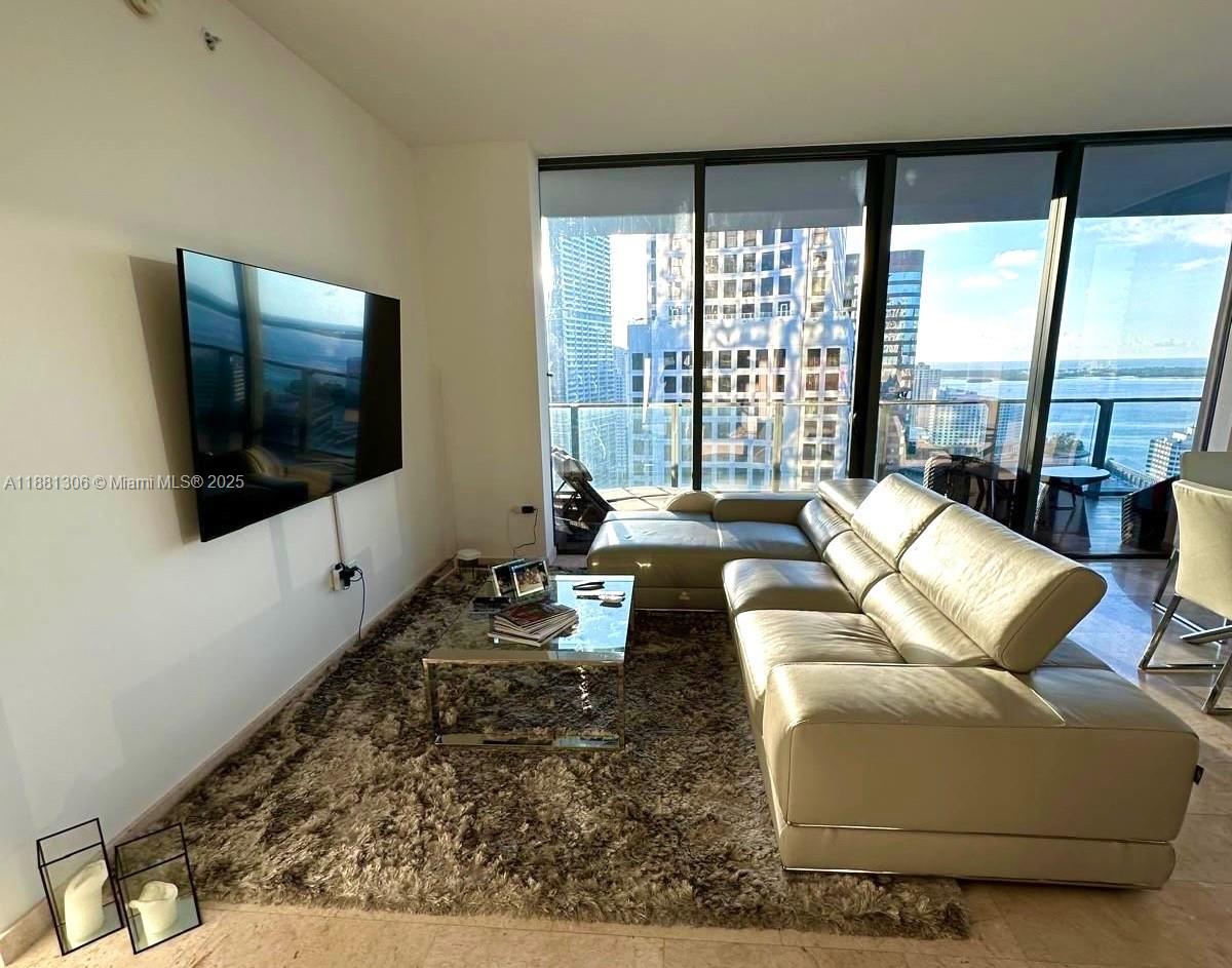 image Reach Condo2