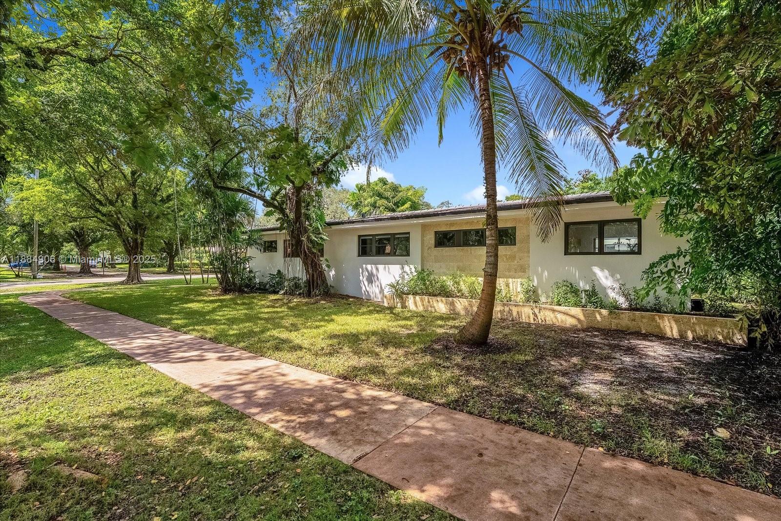 3111 Anderson Rd Coral Gables, FL 33134
