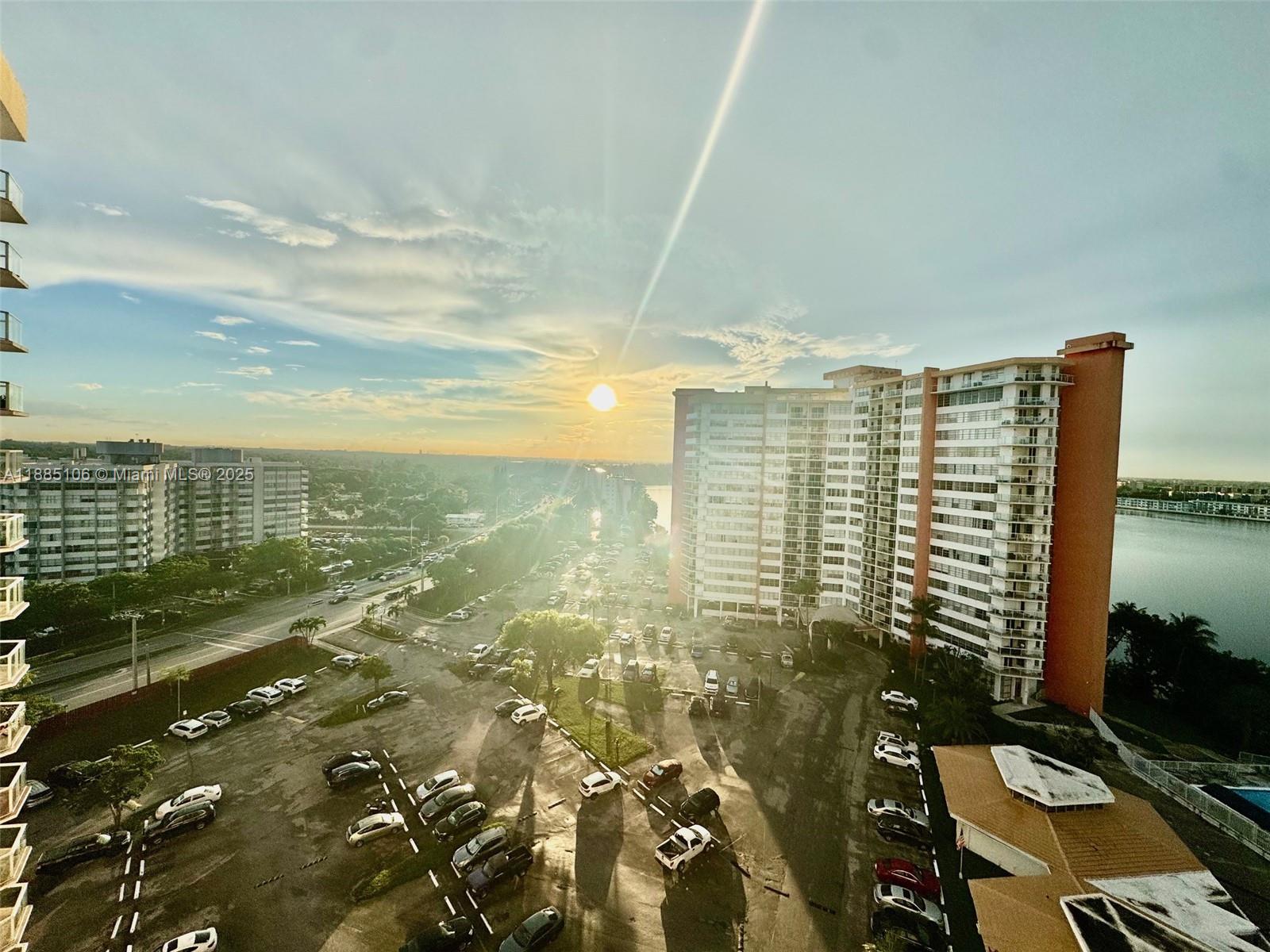 1351 NE Miami Gdns Dr #1201E
