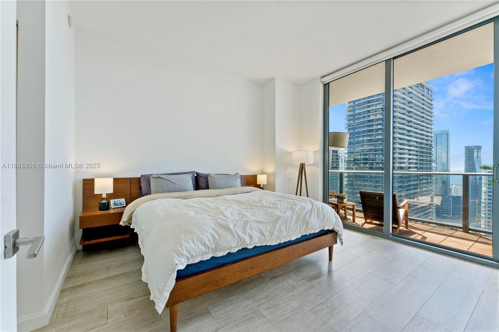 image Brickell Heights East21