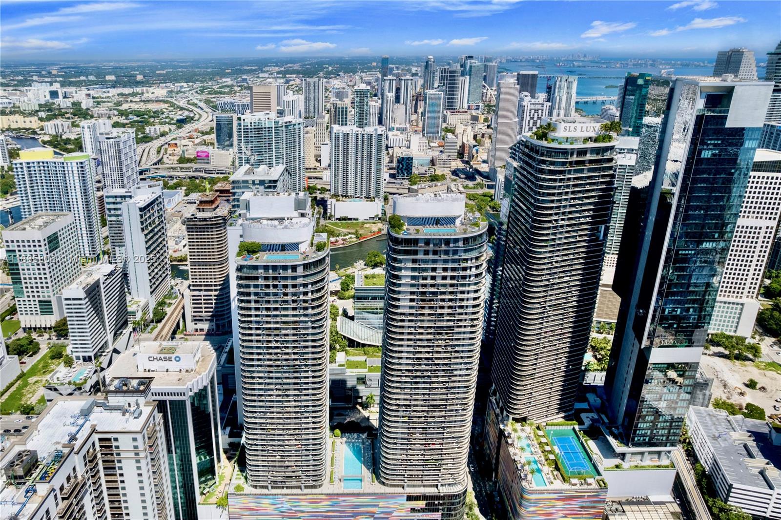 image Brickell Heights East24