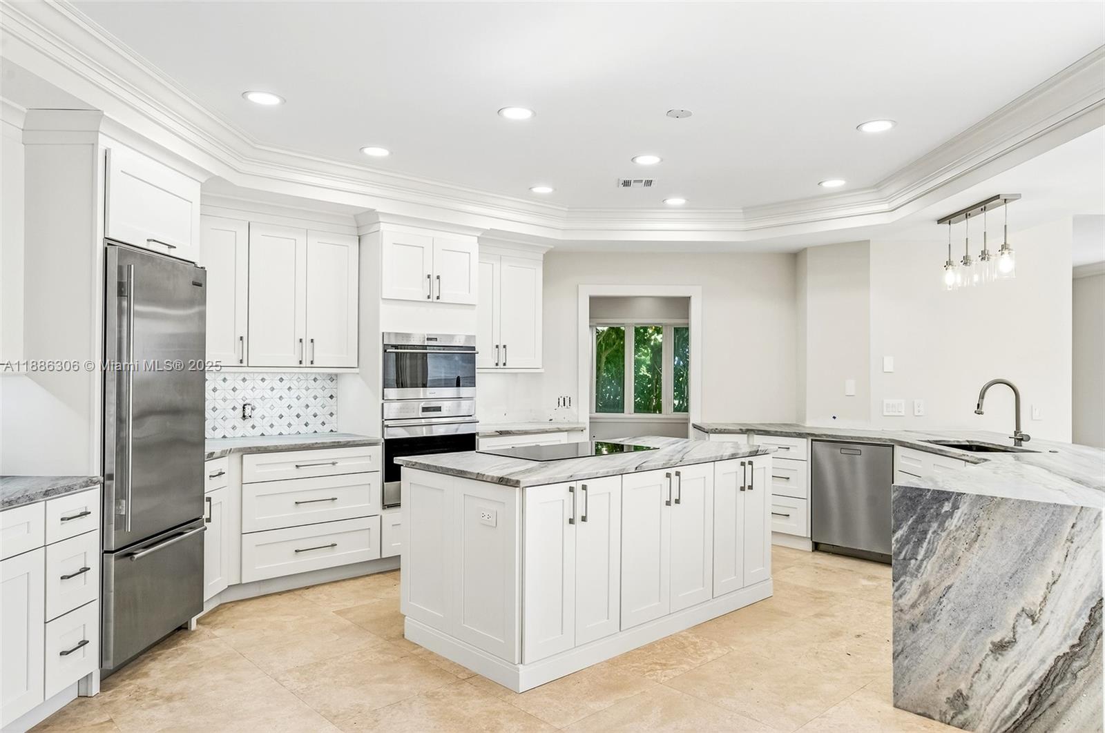 906 Holoma Dr Vero Beach, FL 32963