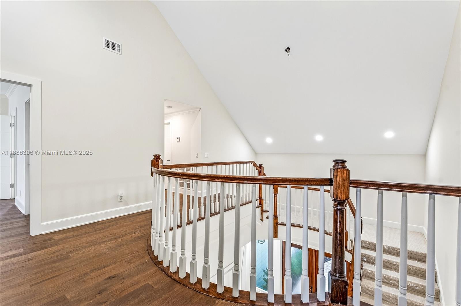 906 Holoma Dr Vero Beach, FL 32963