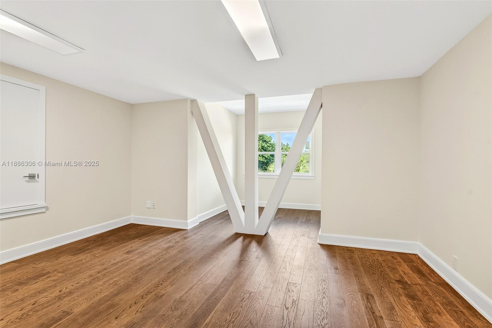 906 Holoma Dr Vero Beach, FL 32963