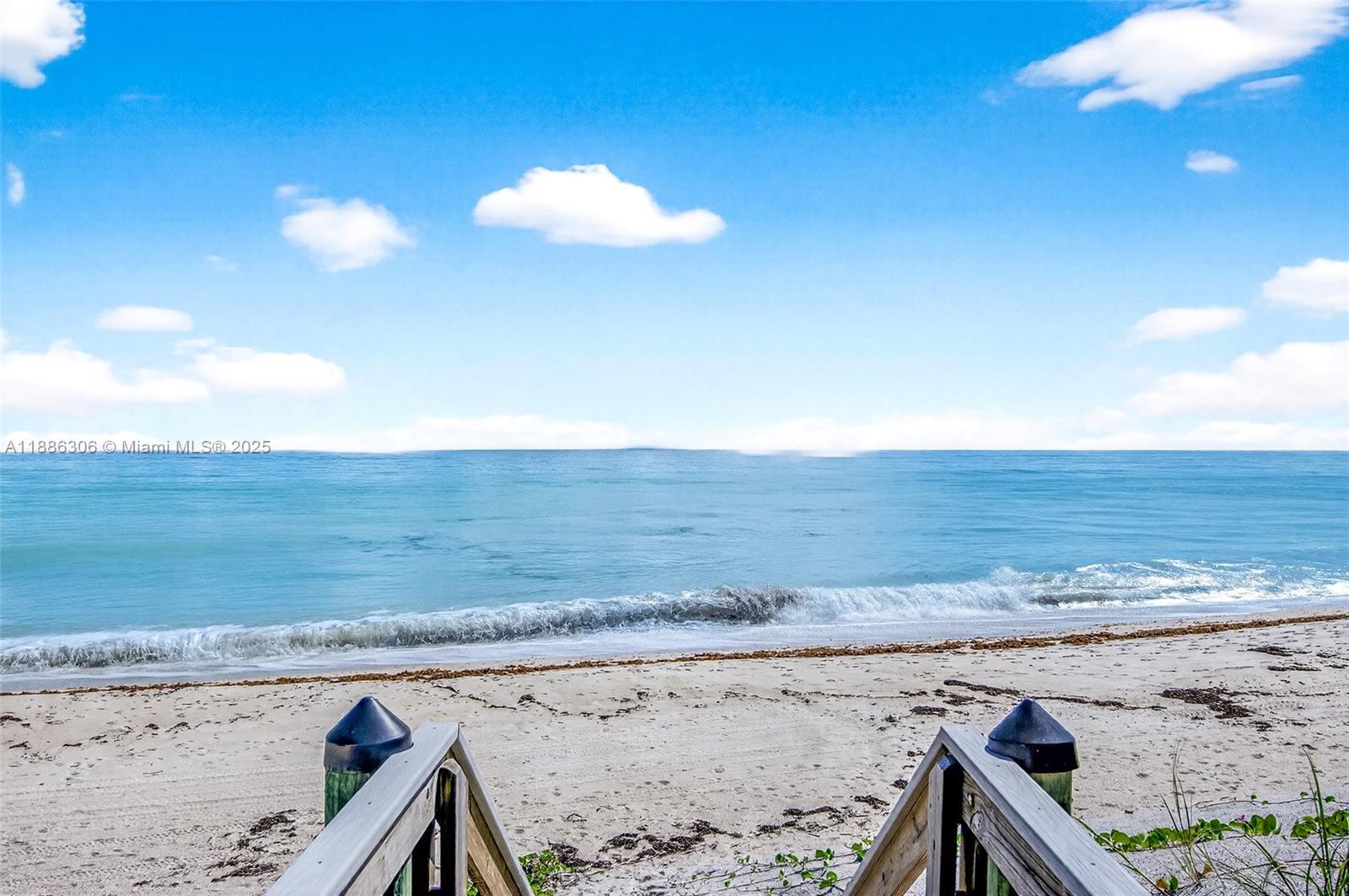 906 Holoma Dr Vero Beach, FL 32963