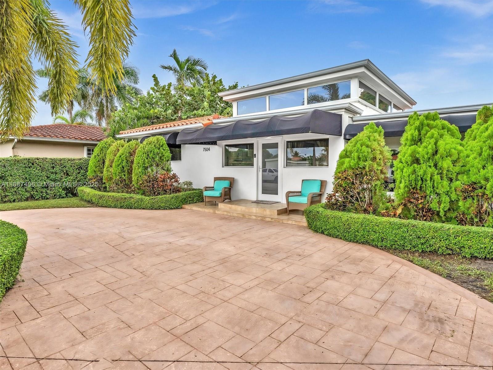 7504 Hispanola Ave North Bay Village, FL 33141