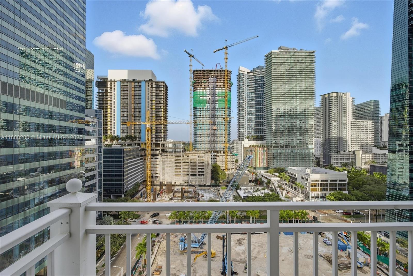 image Fortune House Condo13