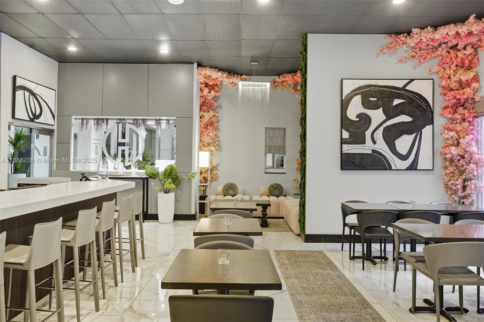 image Fortune House Condo24