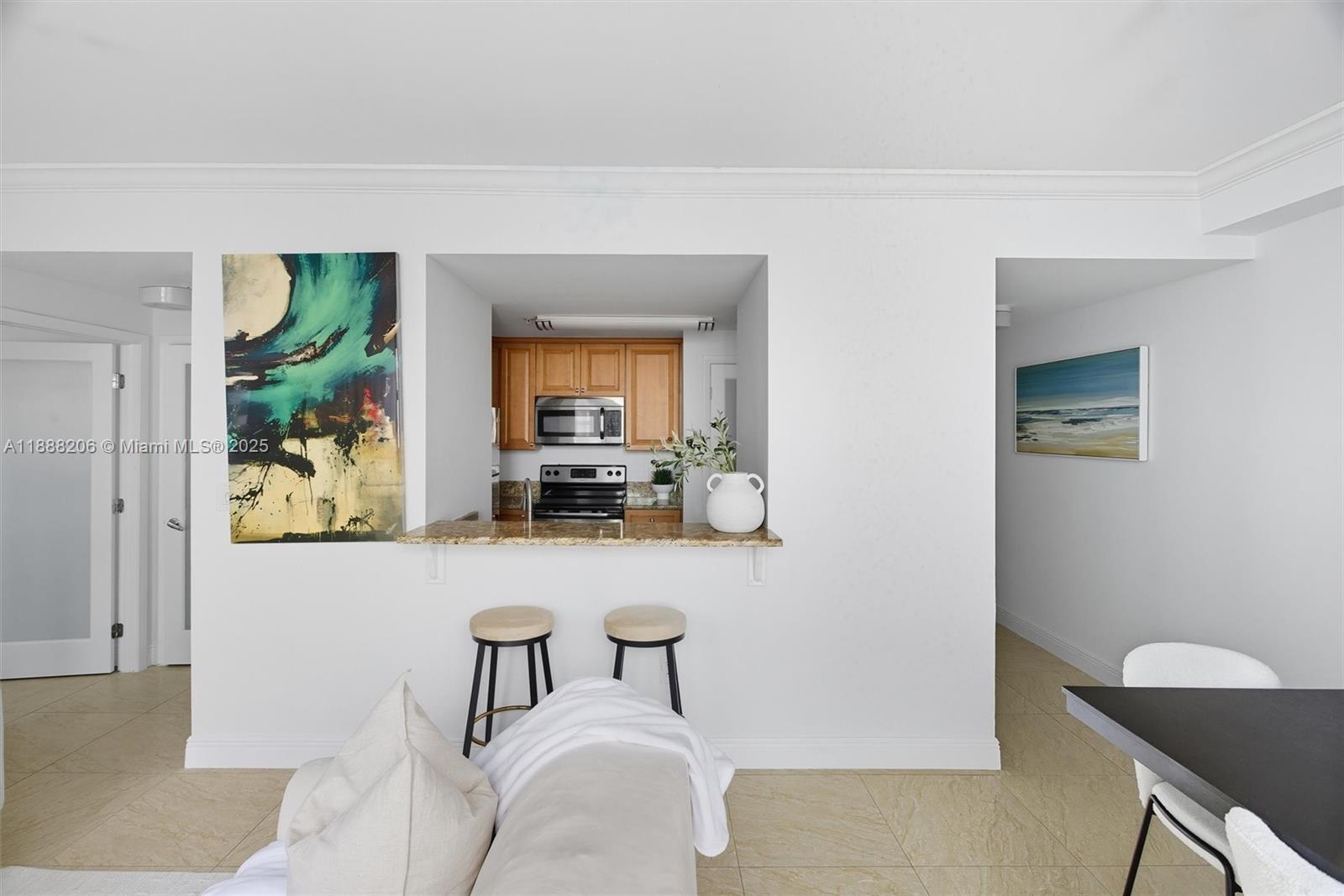 image Fortune House Condo5