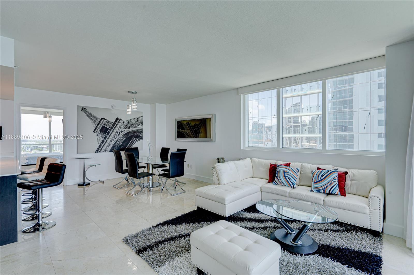 image Onyx On The Bay17