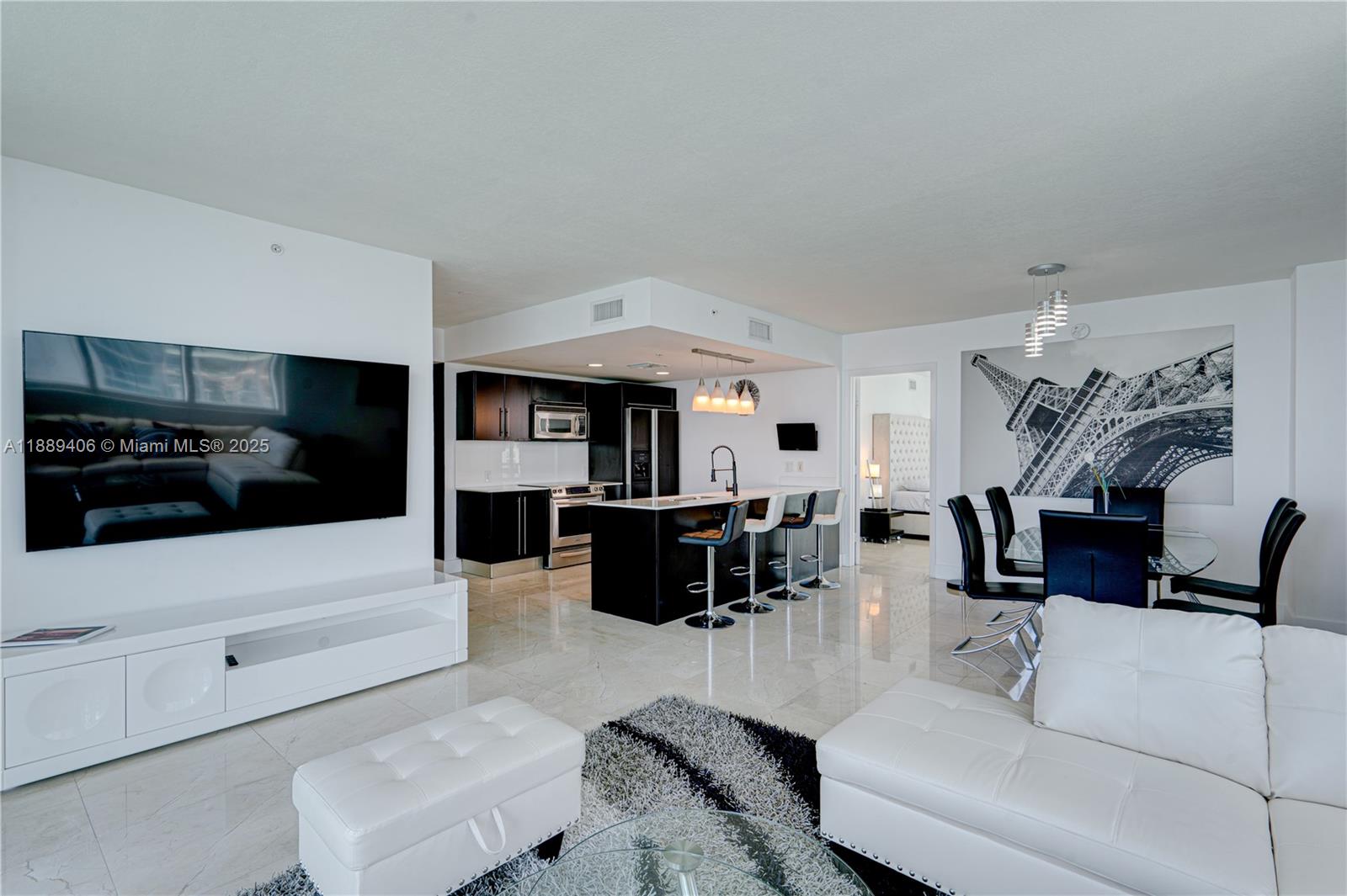 image Onyx On The Bay18
