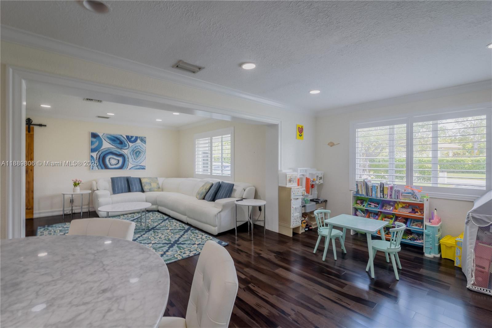 8500 SW 70th St Miami, FL 33143