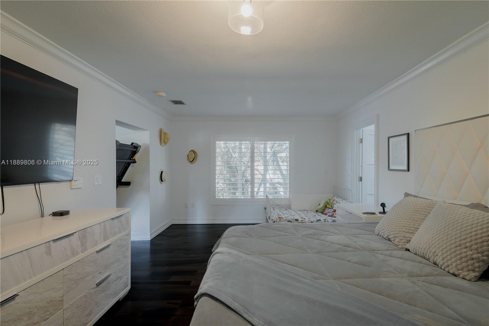 8500 SW 70th St Miami, FL 33143