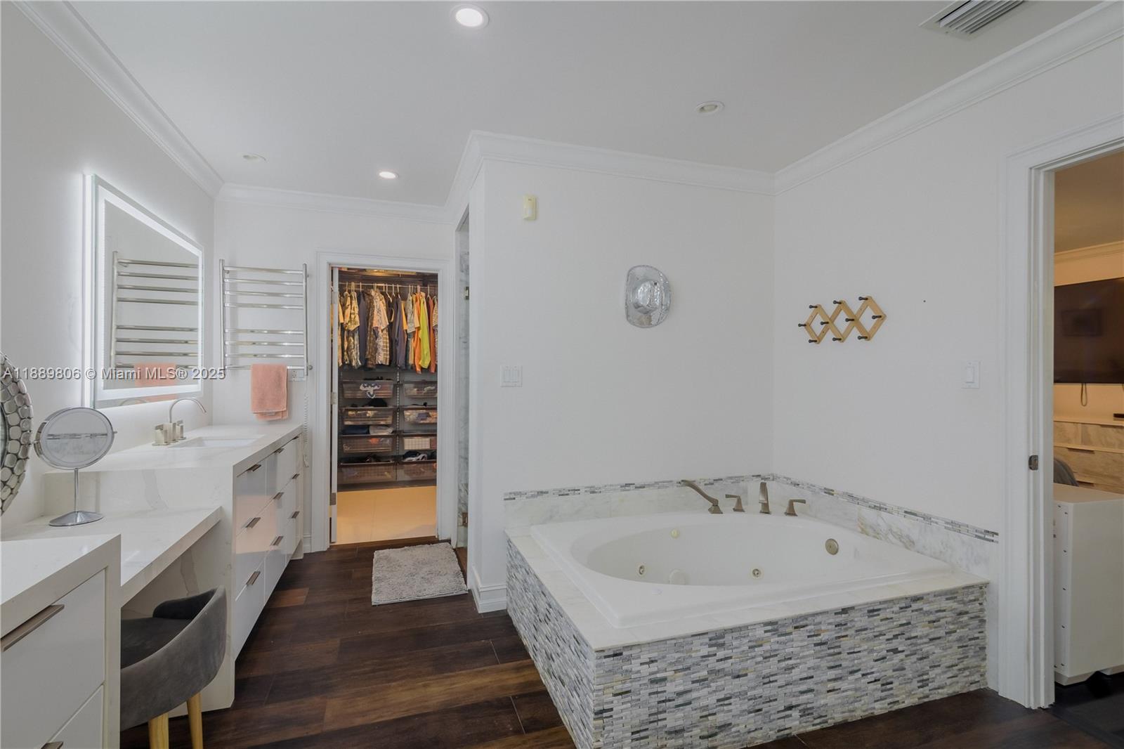 8500 SW 70th St Miami, FL 33143