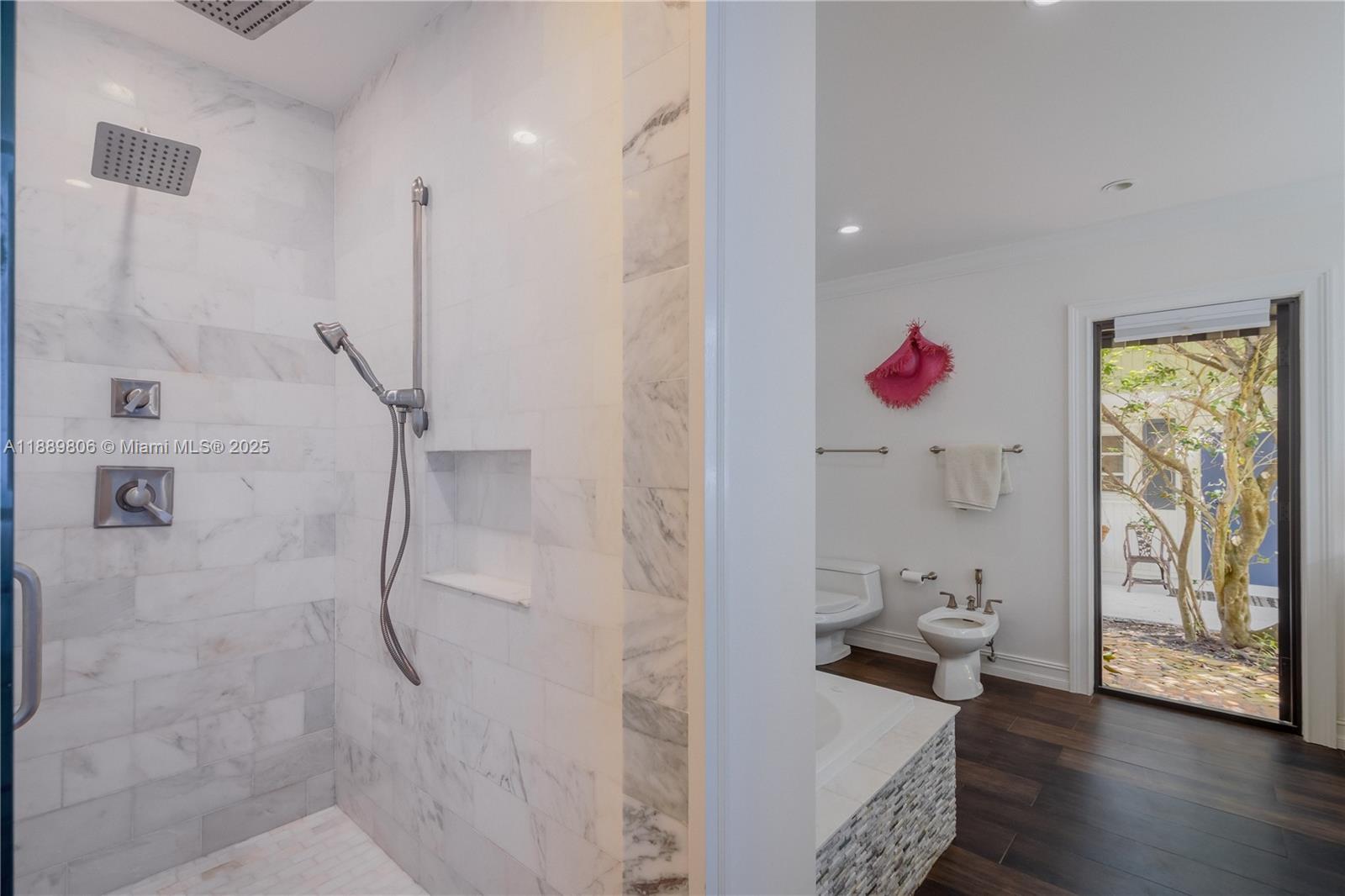 8500 SW 70th St Miami, FL 33143